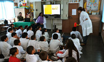 Presentación en Escuela Nº 165 de Pando